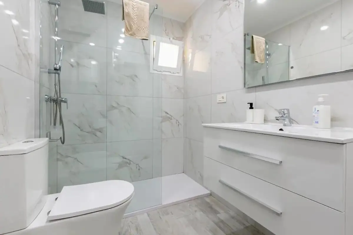 公寓 Luxury Flat, Few Minutes From Fanabe Beach! 阿德耶